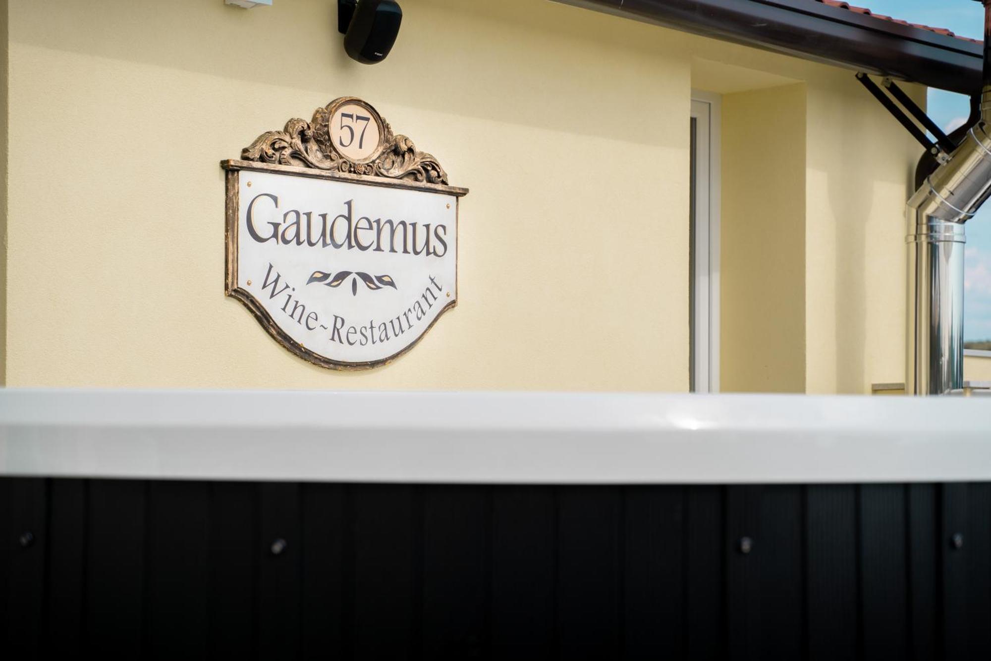 סיסטיאנה Locanda Gaudemus מראה חיצוני תמונה